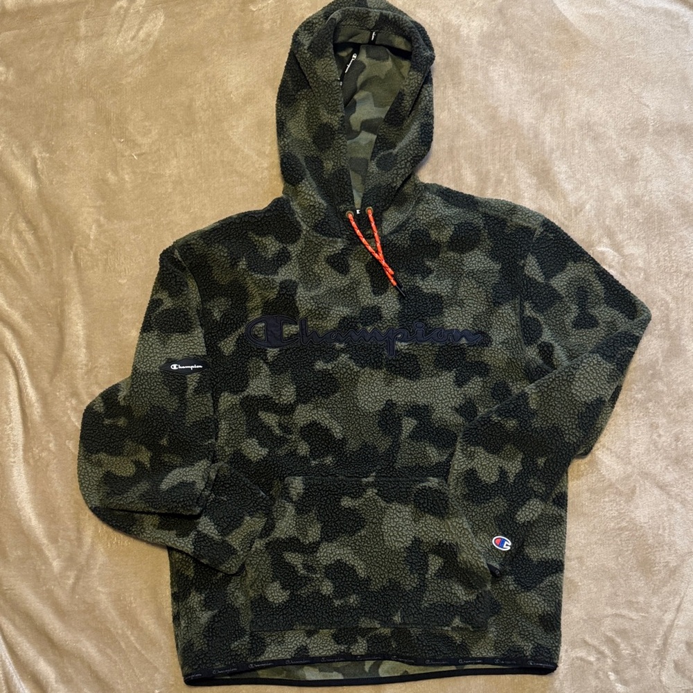 Champion Women’s  Dark Green Camo Fleece Hoodie